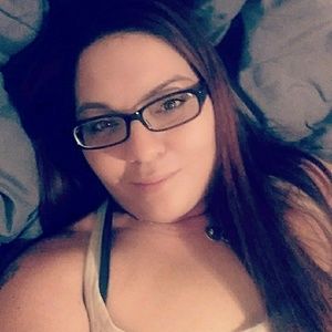 Meet your Posher, Ignacia